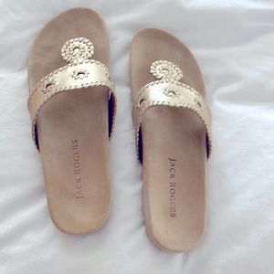 Jack Rogers Comfort Sandals size 11m gold. Never been worn! Perfect for summer!